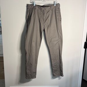 Vuori Meta Mens Size 36